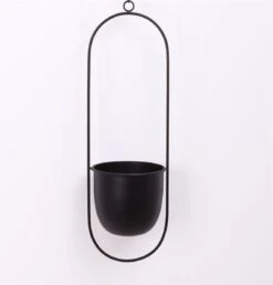 Be-Inspired® Hangende Bloempot Ovaal - Bloempot Binnen - Voor Hangplant – Plant Bloem Pot Met Opknoping – Plantenhanger - Plantenbak - Industrieel – Scandinavisch - Metaal - Zwart 13 Be-Inspired® Hangende Bloempot Ovaal - Bloempot Binnen - Voor Hangplant – Plant Bloem Pot Met Opknoping – Plantenhanger - Plantenbak - Industrieel – Scandinavisch - Metaal - Zwart -Camping Series Winkel 1147x1200 3