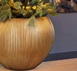 Capi Europe - Vaas Bol Groove XL - 63x51 - Goud - Bloempot Voor Binnen - Opening ⌀42 - GVGB271 -Camping Series Winkel 1200x1110 2