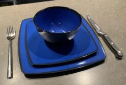 Camping Servies - 12 Delig – 100% Melamine Servies Set – Campingservies – Melamine Servies - Blue Ocean 14 Camping Servies - 12 Delig – 100% Melamine Servies Set – Campingservies – Melamine Servies - Blue Ocean -Camping Series Winkel 1200x806