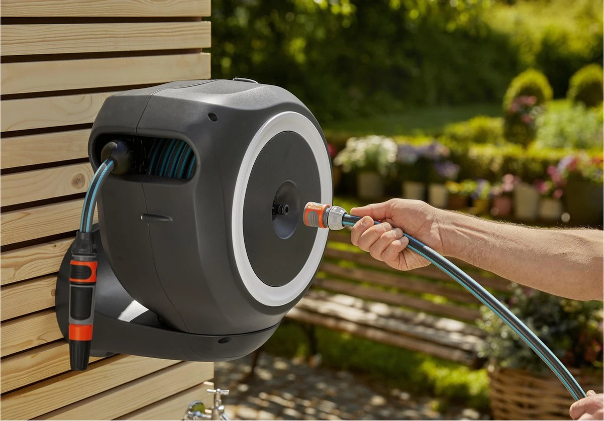 GARDENA - Wandslangenbox RollUp S - Slanghouder - 15 Meter - Ø 11 Mm 14 GARDENA - Wandslangenbox RollUp S - Slanghouder - 15 Meter - Ø 11 Mm - Afbeelding 12