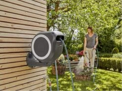 GARDENA - Wandslangenbox RollUp S - Slanghouder - 15 Meter - Ø 11 Mm 19 GARDENA - Wandslangenbox RollUp S - Slanghouder - 15 Meter - Ø 11 Mm -Camping Series Winkel 1200x898 1