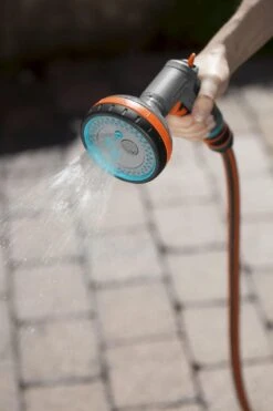 GARDENA - Comfort Broeskop - 5 Straalsoorten - Grijs -Camping Series Winkel 800x1200 31