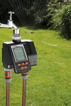 GARDENA Besproeiingsomputer MultiControl Duo - 3 Besproeiingen Per Dag - 1min Tot 3u 59min. -Camping Series Winkel 803x1200 3